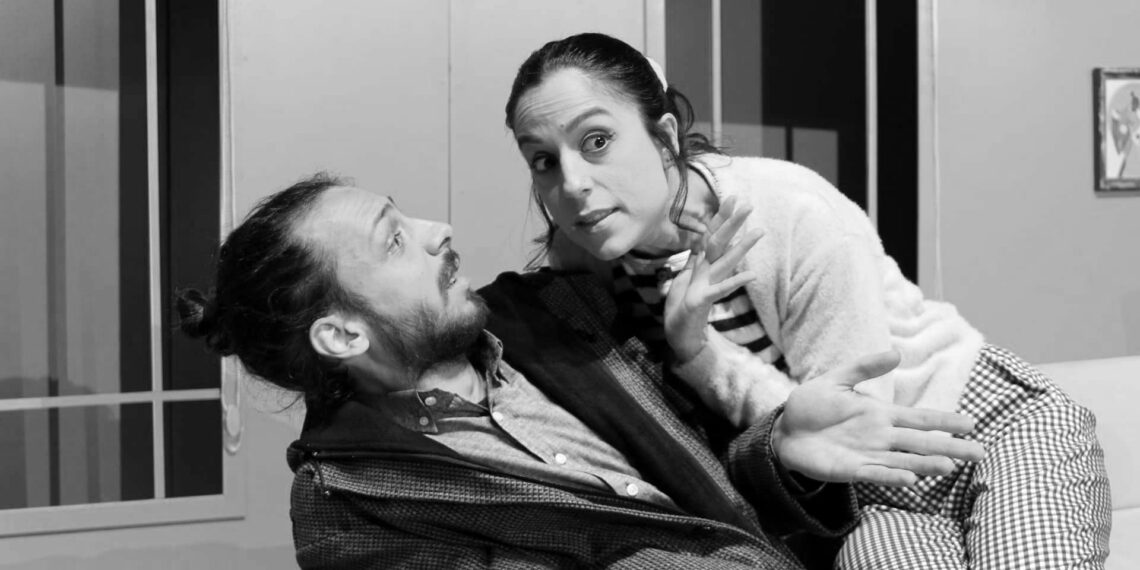 “Öğrenciler çadırda eğitim görürken ‘tiyatro sahnemiz yok’ demeye çekiniyoruz”