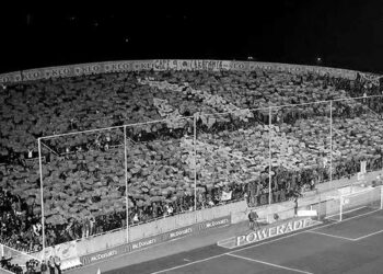 Bir pankartın arkasındaki kızıl tarih: Omonia | Kavel Alpaslan | Gazete Duvar