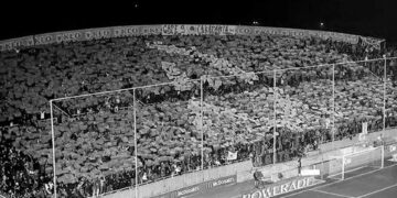 Bir pankartın arkasındaki kızıl tarih: Omonia | Kavel Alpaslan | Gazete Duvar