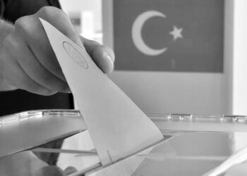 Yolun kendisi olmak veya seçim(ler)e dair uyarı(lar)[*] | Sibel Özbudun – Temel Demirer