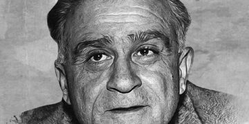 “Saatleri Ayarlama Enstitüsü”: Bir mesafenin romanı | Kenan Göçer | Birikim