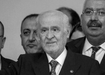 Bahçeli, Kıbrıslıtürklerin içişlerine karışılması gerektiğini gururla söyledi