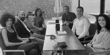 Kimliksizler Derneği ile Unite Cyprus Now aktivistleri biraraya geldi