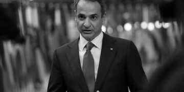 Yunanistan’da seçimleri sağ kazandı, ufukta yeni seçim var