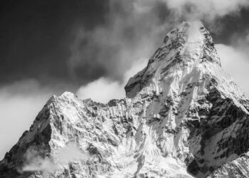 Himalaya buzulları 2100’e kadar yüzde 75’ini kaybedebilir