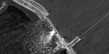 Ukrayna’da nükleer santral yakınlarındaki barajda patlama: 80 köy sular altında