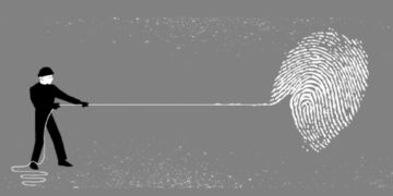 İnsanın varlığını (kimliğini) kanıtlamak zorunda kalması ne kadar hazin bir durum… | Mustafa Onurer