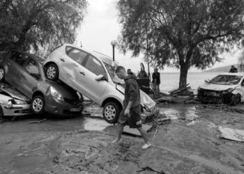 Yunanistan’ta görülmemiş sel felaketi üç can aldı: Bildiğimiz iklim şartları geride kaldı