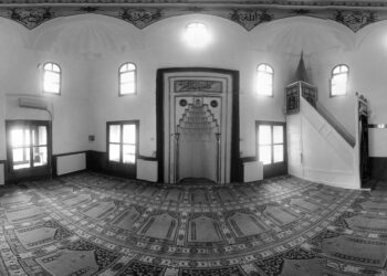 Türkiye’de anasınıf ve ilkokullarda zorunlu mescit kararı