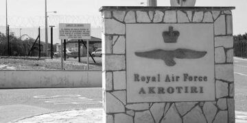 Kıbrıs’taki İngiliz üslerinden İsrail’e silah