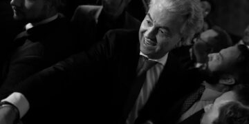 İklim inkarcısı, İslam ve göçmen karşıtı Geert Wilders, Hollanda seçimlerinde zafer kazandı