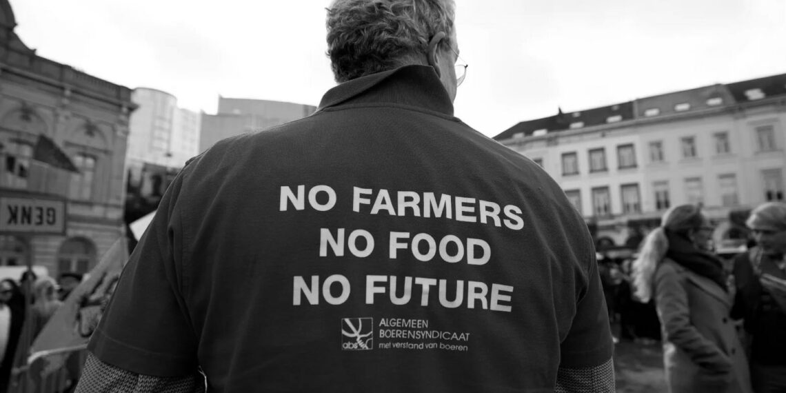 Fransa’da iklim önlemlerine karşı çiftçilerin öfkesi büyüyor, siyasetçiler çözüm arıyor