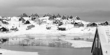 Grönland saatte 30 milyon ton buz kaybediyor