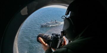 Türkiye Doğu Akdeniz ve Karadeniz arasında kaldı