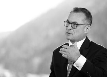 Alman Merkez Bankası Başkanı’ndan aşırı sağ uyarısı