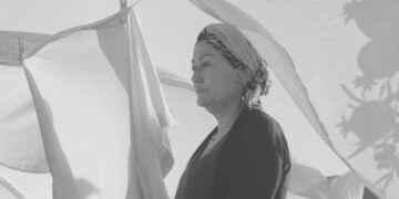 Türkiye’den gelen sanatçılara izin mi çıkarılıyor?