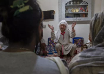 Bangladeş’te transseksüel “hicra cemaati” için cami açıldı