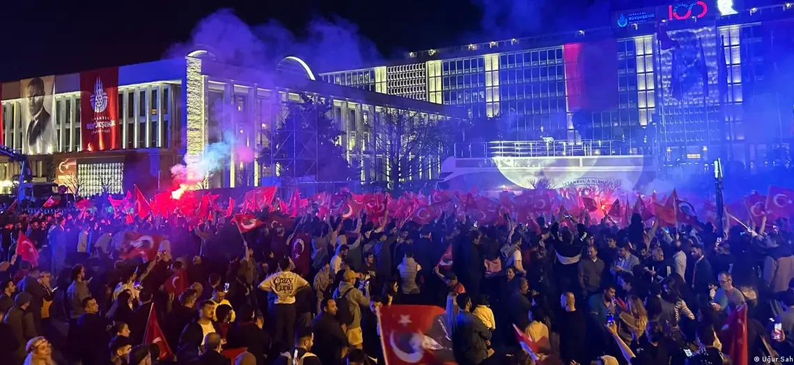Türkiye’de CHP 47 yıl sonra birinci parti oldu