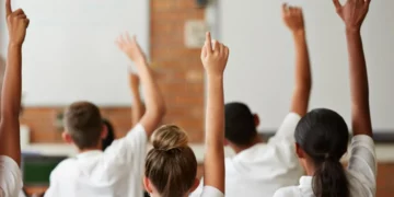 “Eğitim ülkenin başlıca ticari metası haline geldi”