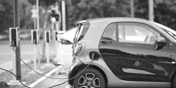 Elektrikli araçlar için bin adet şarj istasyonu kurulacak