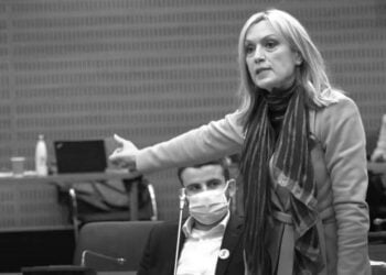 Kıbrıs’ın güneyinde kara para skandalı sonrası istifa çağrıları
