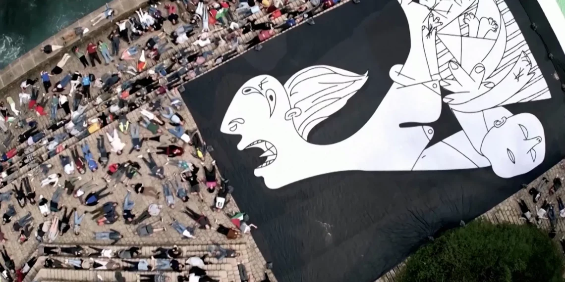 Basklı göstericilerden Guernica’lı protesto | Video