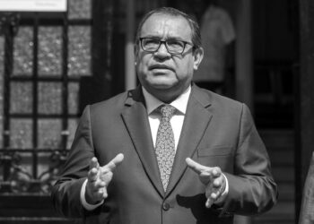 Yolsuzlukla suçlanan Peru Başbakanı Otarola istifa etti