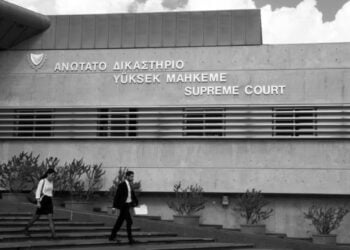 Kıbrıs Yüksek Mahkemesi, COVID-19 tedbirlerinin anayasaya uygun olduğuna hükmetti
