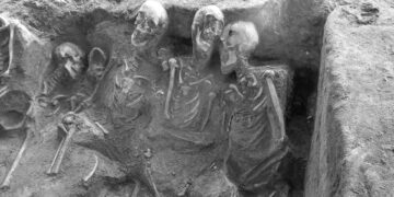 Avrupa’da şimdiye kadar bulunan en büyük toplu mezar Almanya’da keşfedildi