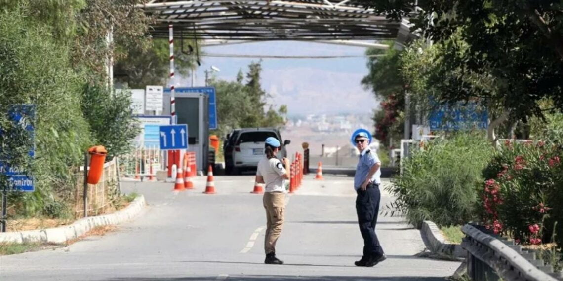 Aydemet barikatına giden yol her iki yönde de 3 şerite çıkarılacak