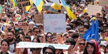 Kanarya Adaları’nda yerel halktan kitlesel turizme karşı açlık grevi