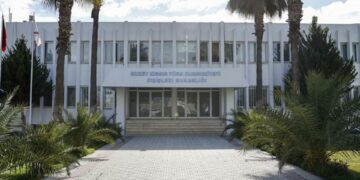 Büyükelçilik personelleri: Toplu iş sözleşmesi yaptırmaya karar verdiğimizde vatan haini ilan edildik