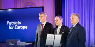 Avrupa Parlamentosu’nda yeni bir aşırı sağcı ittifak kuruldu