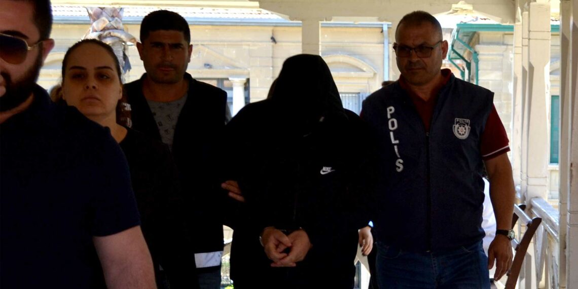 Tekin Arhun Arhun 12 ithamdan suçlu bulundu