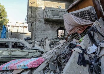 “İsrail, Gazze Şeridi’ne yardım girişini 100 gündür engelliyor”