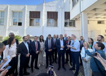 “Fazilet Hanım danışma kurulunu toplantıya çağırmayacak”