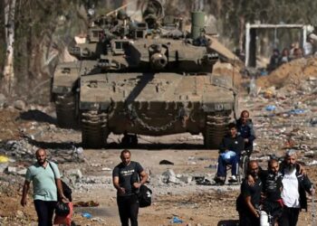 NYT: İsrail, Filistinlileri insan kalkanı olarak kullanıyor