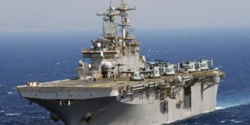 ABD savaş gemisi USS Wasp, Limasol Limanı’na demirledi