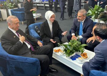 Hristodulidis ile Erdoğan Budapeşte’de bir arada