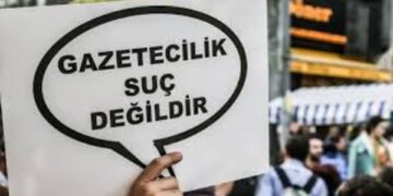 Türkiye’de gazeteci ve yazarlara yönelik yeni operasyon: 13 kişi gözaltında