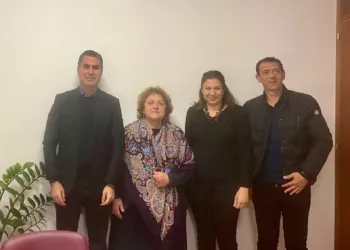 Kimliksizler Derneği Kıbrıs Cumhuriyeti Çocuk Hakları Komiseri İle Görüştü