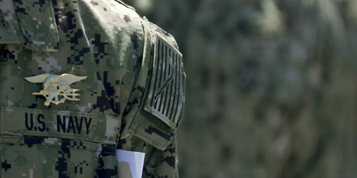 Kıbrıs’ın Güneyinde Askeri Kurallarla Hareket Ettiklerine İnanılan 80 Kişilik Bir Şebeke Soruşturuluyor