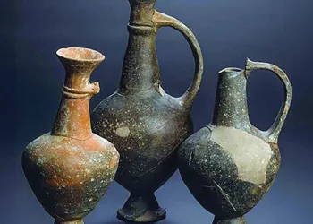 Antik Kıbrıs Testilerinin Gizemi: Afyon ‘Nargilesi’ Mi, Esans Kabı Mı?