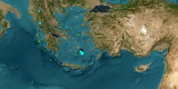 Santorini: Günde 1000’den Fazla Deprem