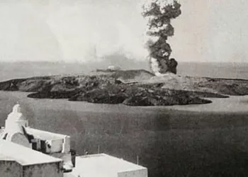 Santorini: MÖ 1613’ten Günümüze Depremler Ve Volkanik Patlamalar