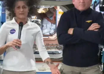 Uzayda Mahsur Kalan Astronotların Dönüşü Başladı