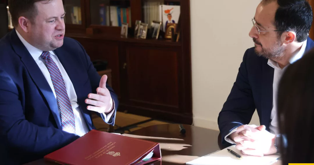 “İngiltere’nin Siyasi Eşitliğe Sahip İki Bölgeli İki Toplumlu Federasyon Kararlılığını Büyük Bir Memnuniyetle Karşılıyoruz”