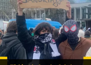 Türkiye’de Gençler Sokakta: “Aile Yılı Değil, Direniş Yılı”