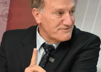 Erhan Arıklı Kim Olduğunu ‘Unuttu’