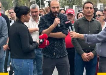 “Madem Bu Kadar Özgürlüklere Düşkünsünüz, Zorunlu Din Derslerini Kaldırın”